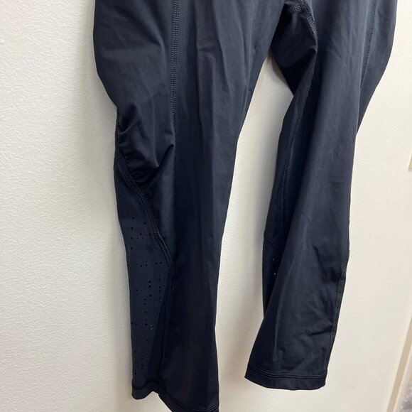LULULEMON Water Bound Crop - Picture 4 of 5